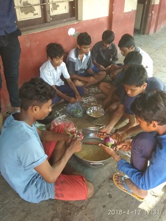 12 april 2018 food feast